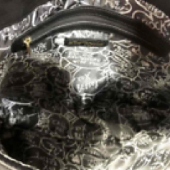 Betsey Johnson Women Black PVC Quilted Double Handle Shoulder Strap Tote Handbag - Picture 7 of 9